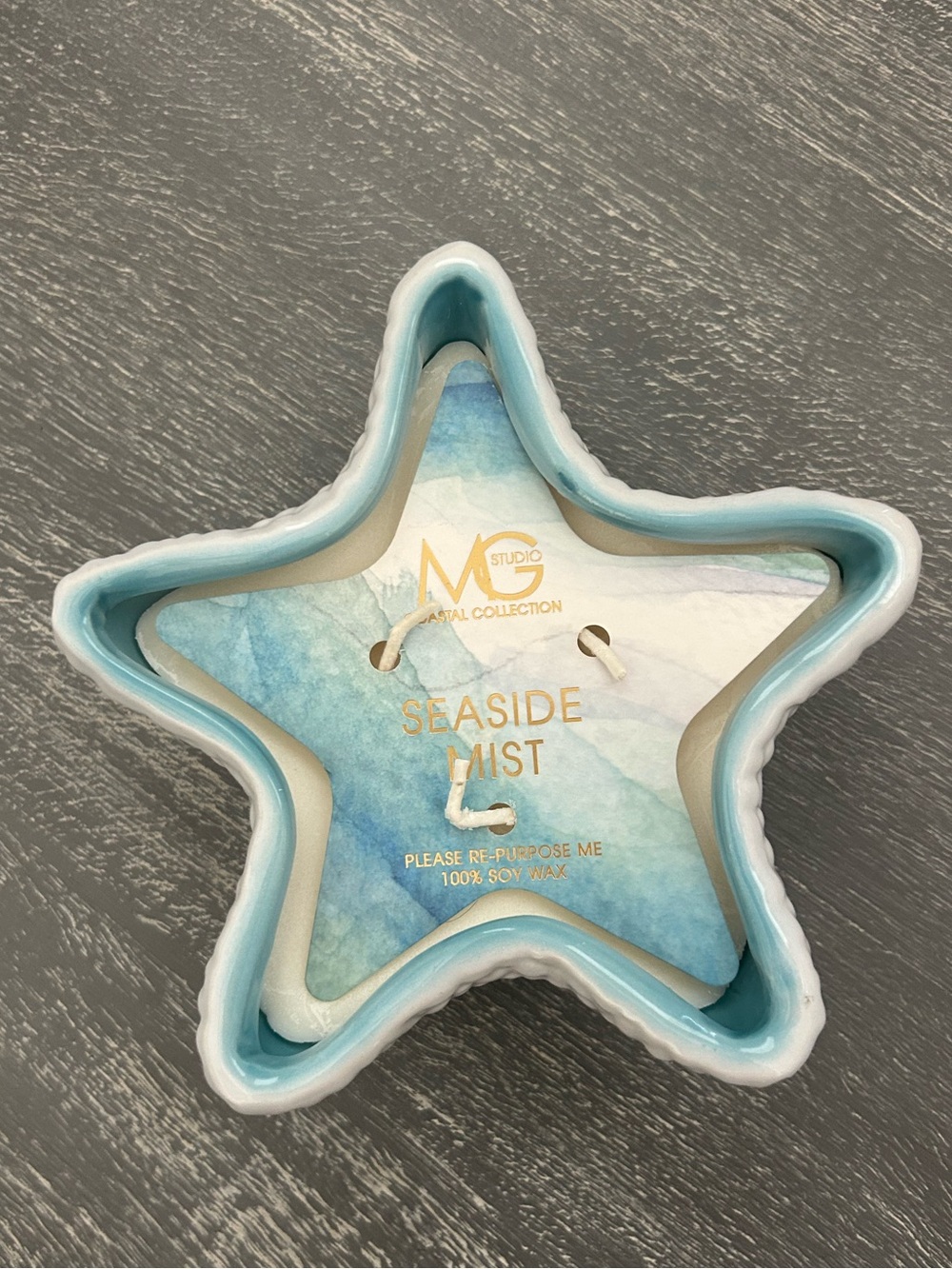 “New” MG STUDIO Seaside Mist Star-Shaped Candle in Blue and White